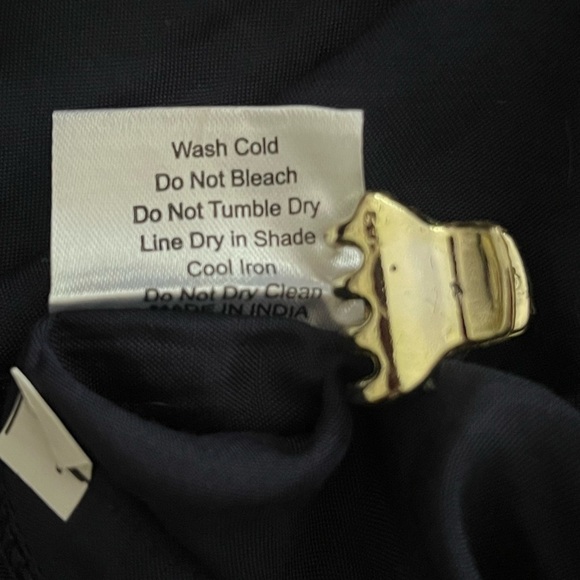 NAUDIC MATILDA TOP IN NAVY - Picture 8 of 10